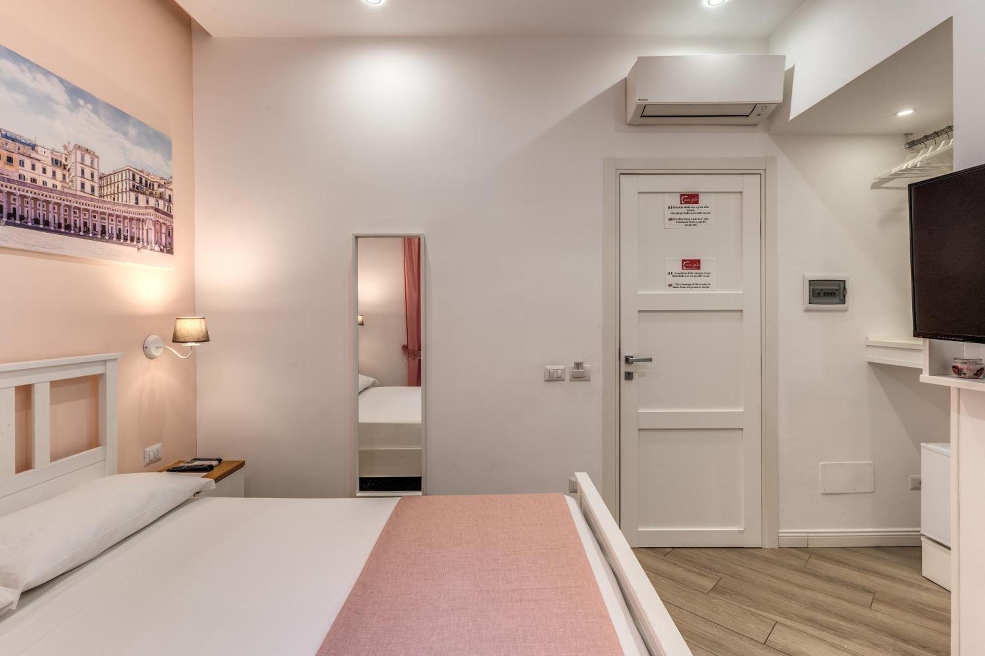 مبيت وإفطار نابولي Casa Galu' المظهر الخارجي الصورة